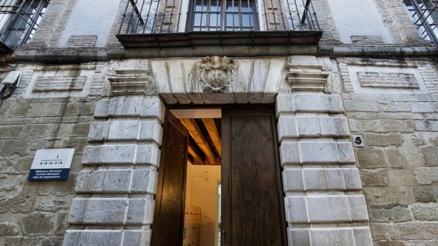 Palacio de los Condes de Hust – Biblioteca Municipal