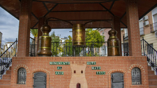 Monumento al Anís
