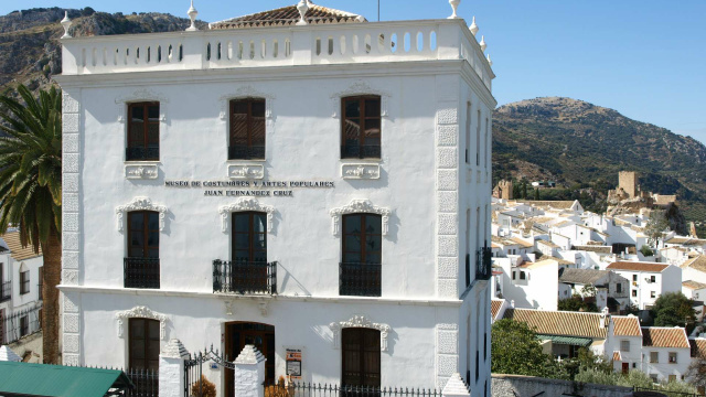 Museo de Costumbres y Artes Populares “Juan Fernández Cruz”